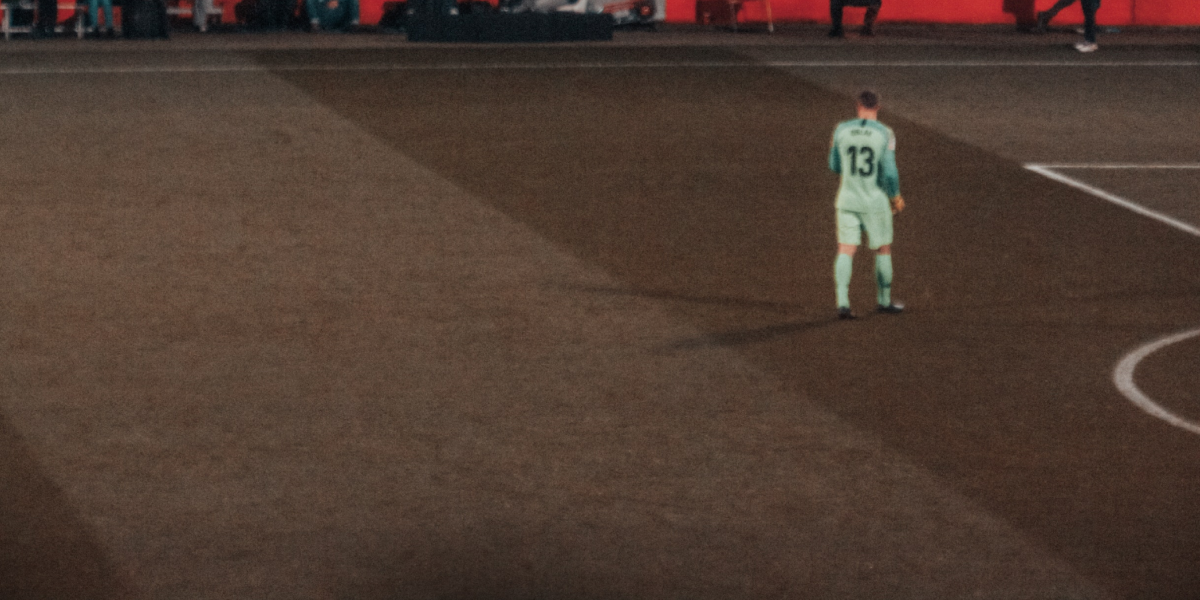 Goalkeeper Pants vs Goalkeeper Leggings